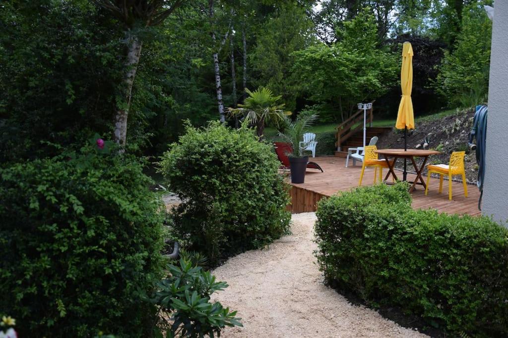 Gite Recent Au Calme Entre Champs Et Forets Perigord Vert Grand Brassac Екстер'єр фото